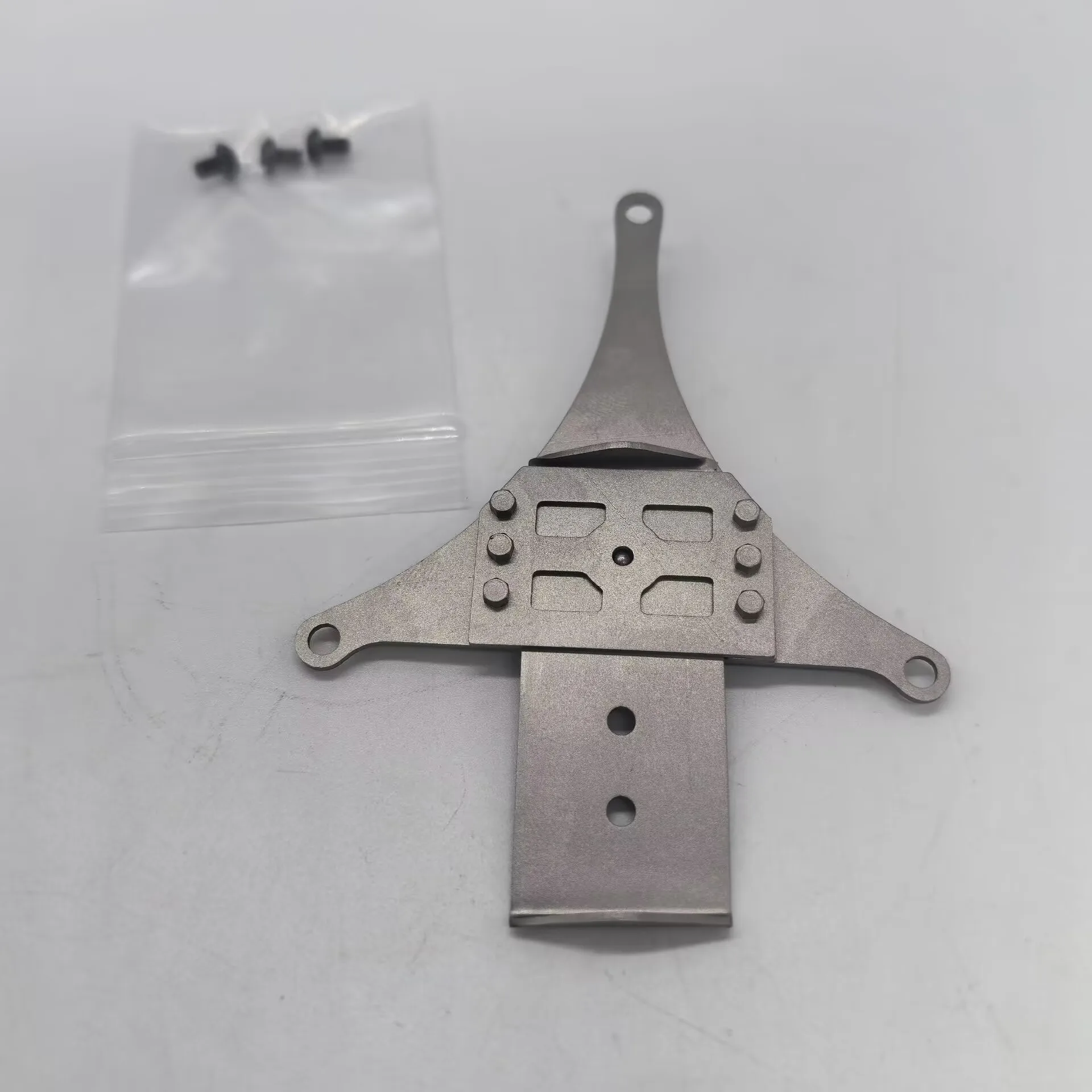 Boucle de batterie en métal moderne avant RC 1/14, siège fixe pour camion Iveco, pièces de bricolage