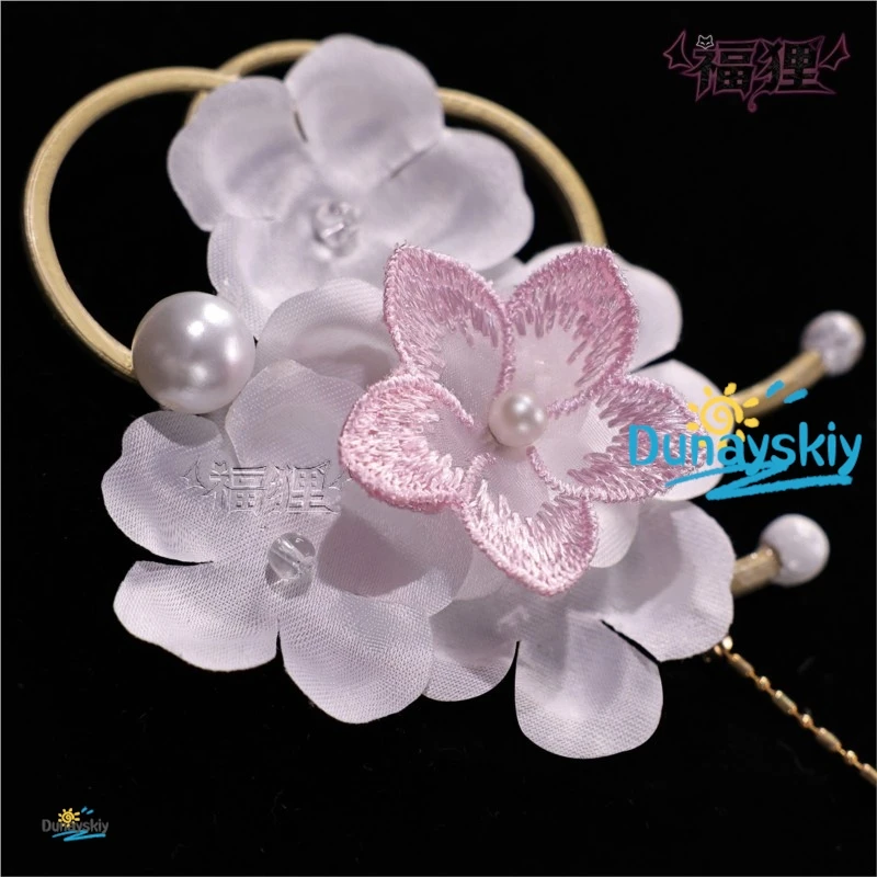 

Game Dorothy Spring Style Cosplay Costume Full Set Delicate Craft Breathable Fabric For Anime Convention Dress Up