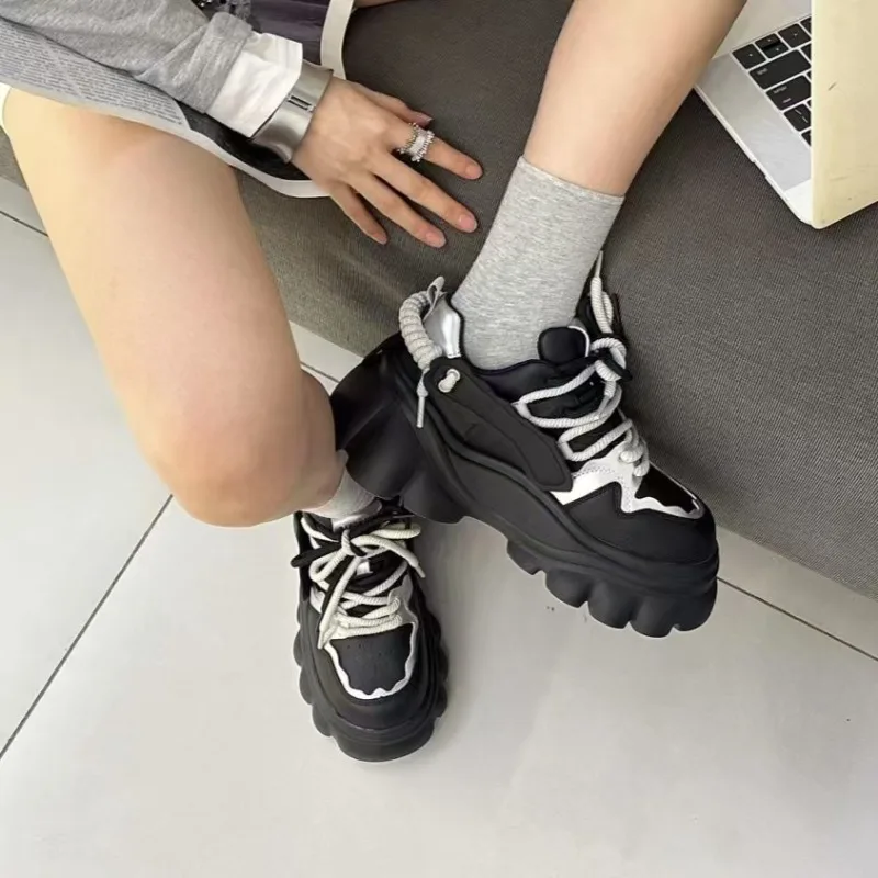 

Новые туфли Mecha Dad на толстой подошве с бисквитом для осенних подростков, универсальная противоскользящая спортивная обувь, модная повседневная обувь