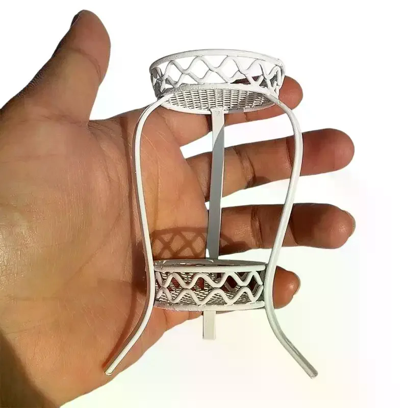 1 szt. 1:12 Miniaturowy żelazny dwupoziomowy stojak na kwiaty do domku dla lalek, okrągły regał do przechowywania, model do akcesoriów do domku dla lalek