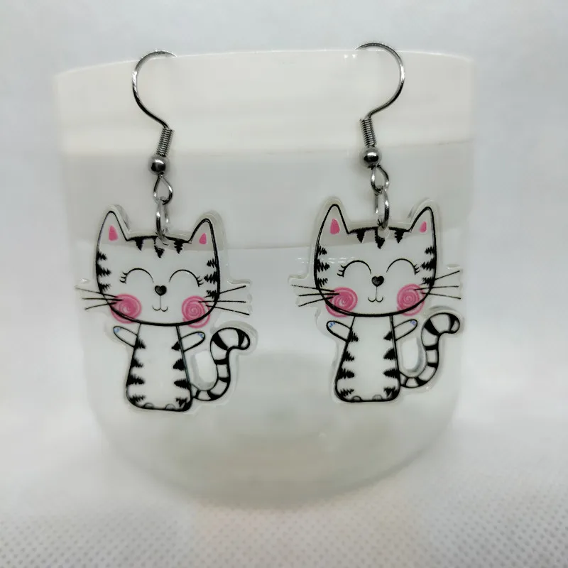 Yungqi Acrylic Cartoon Cute Cat Dangle Earrings for Women Girl Animal Pet Drop Earring Bff Friendship Party Gift Jewelry Brinco