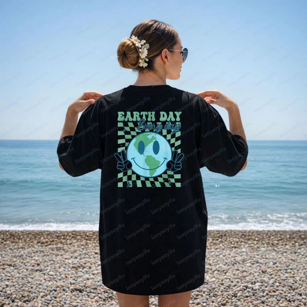 Earth Day Everyday Smile Face Hippie Planet Anniversary T-Shirt Gothic Vintage Women Clothing Graphic T Shirts Harajuku Y2k Tops