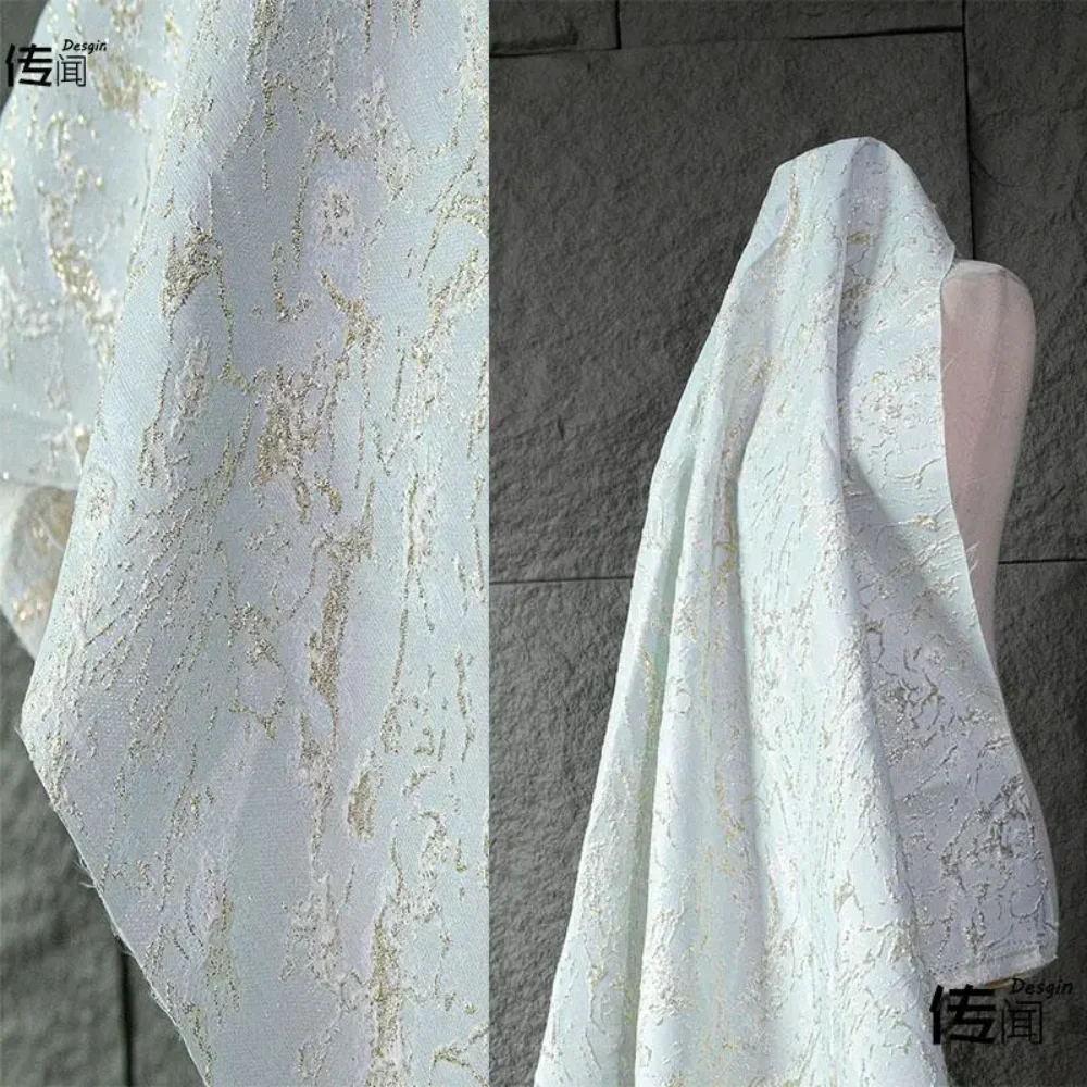 

Gilded Irregular Relief Jacquard Fabric for Handmade Cheongsam Hanfu Dress Designer Diy Sewing Per Meter Cloth Material