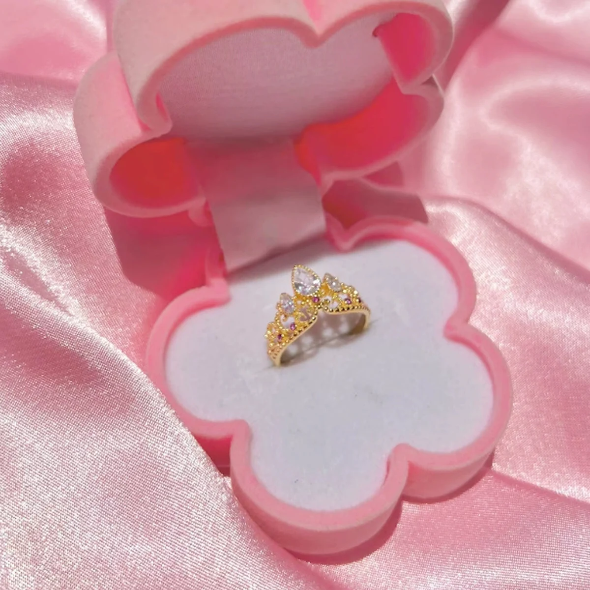 Crown Shaped Ring Princess Jewelry For Women Girl Fashion Wedding Accessories Gold Color Finger Rings （No Box） Gift For Her image 4