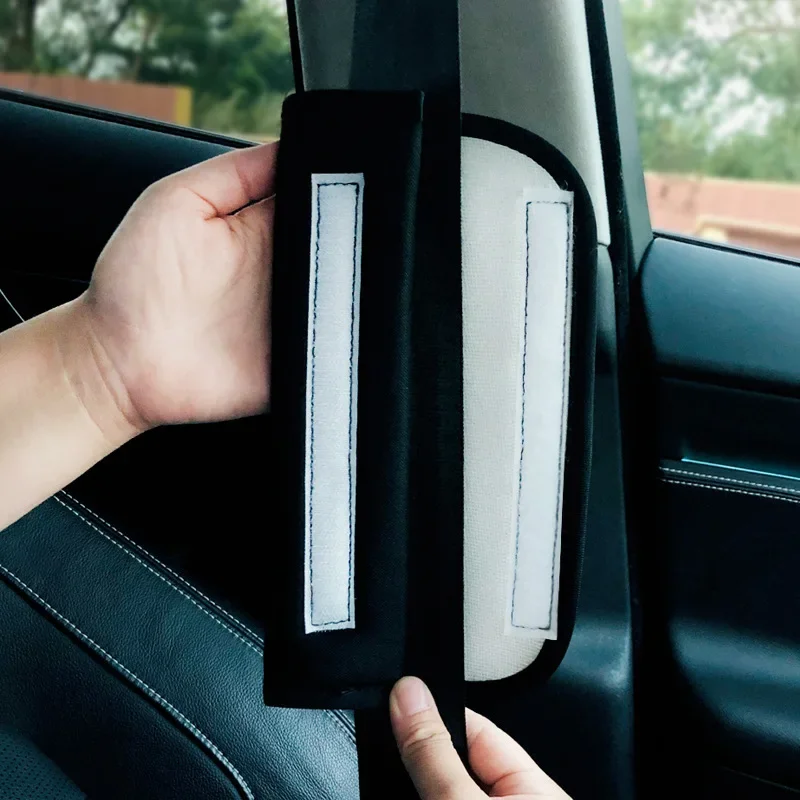 ديزني ميكي ميني حزام أمان السيارة حامي لطيف الكرتون حزام الكتف موضة اكسسوارات السيارات الداخلية غطاء حزام الأمان السيارات