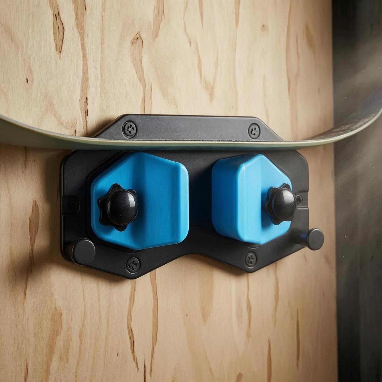 Picture 4: Wall-Mounted Ski Rack ABS Plastic Wall Mounted Ski Rack Adjustable Space Saving
