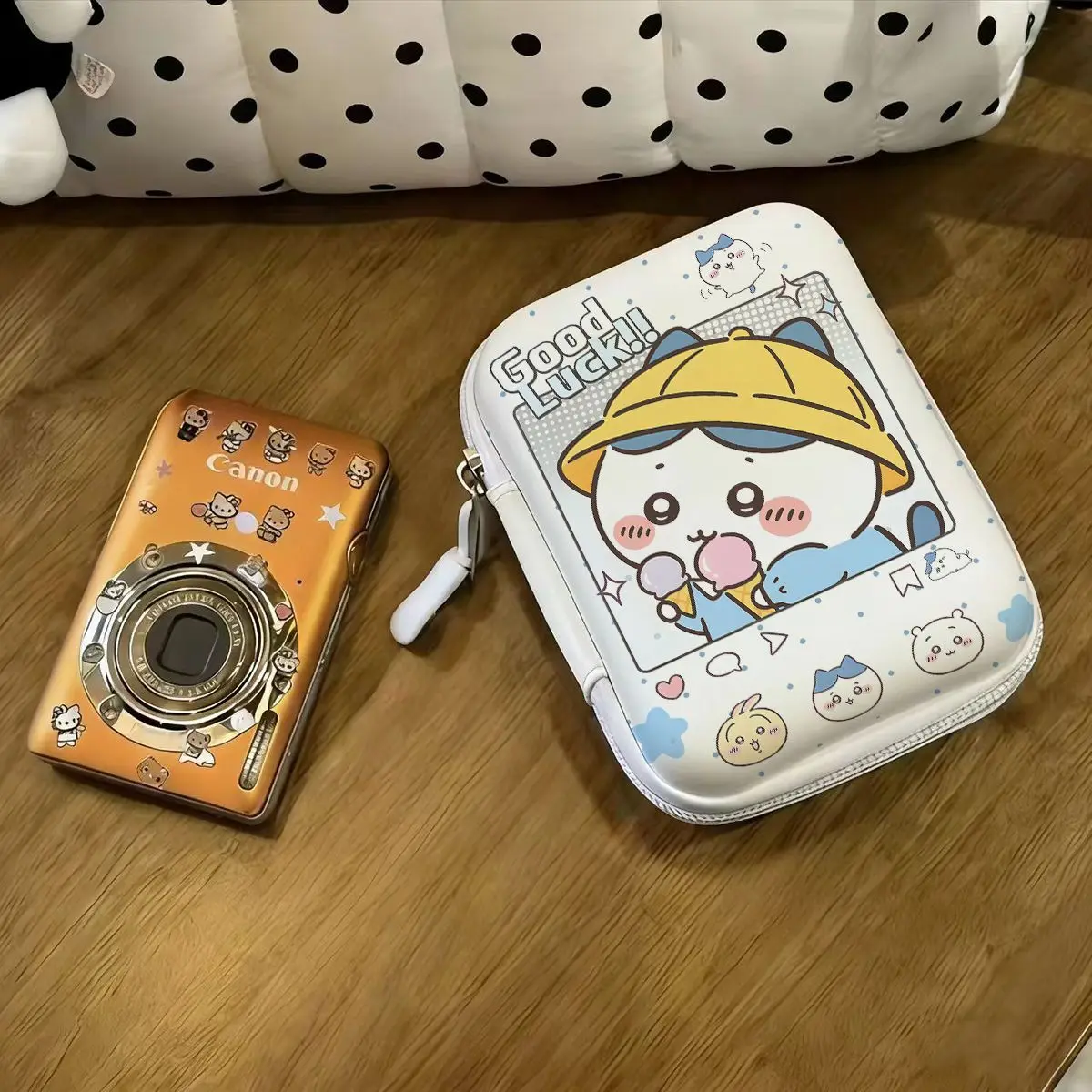 Kawaii Chiikawa Hachiware Kamera-Aufbewahrungstasche Stoßfeste Cartoon-Anime Usagi CCD-Kameratasche mit Gürtel und Reißverschluss Tragbar für Unterwegs