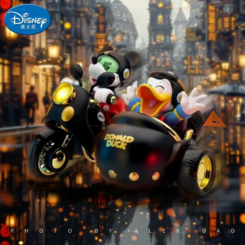 

Disney Authentic Mickey and Friends Speed Squad Motorcycle Series Mickey Mouse and Donald Duck Detachable Cartoon Models Garage