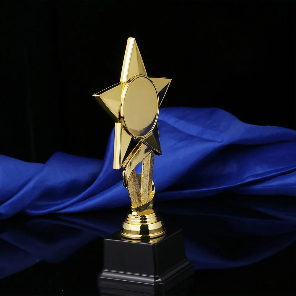 

2Pcs Sports Trophy Plastic Small Award For Children School Prizes Lightweight Portable Collectible Items