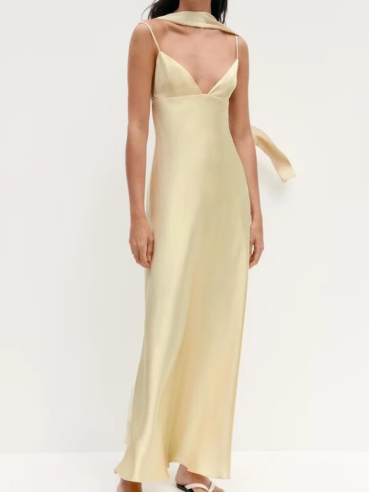 Europäischer und amerikanischer Sommerstil, neue Mode, Damenbekleidung, All-Match-dünner Schal, verziert mit Satinkleid