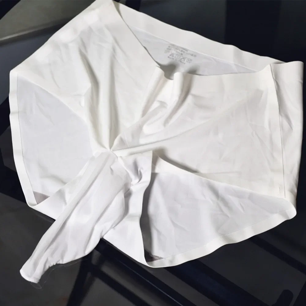 

Sexy Men Ultra-Thin Sissy U Convex Pouch Ice Silk Sexy Shiny Briefs Seamless Trunks Stretch Panties Comfortable Underpants