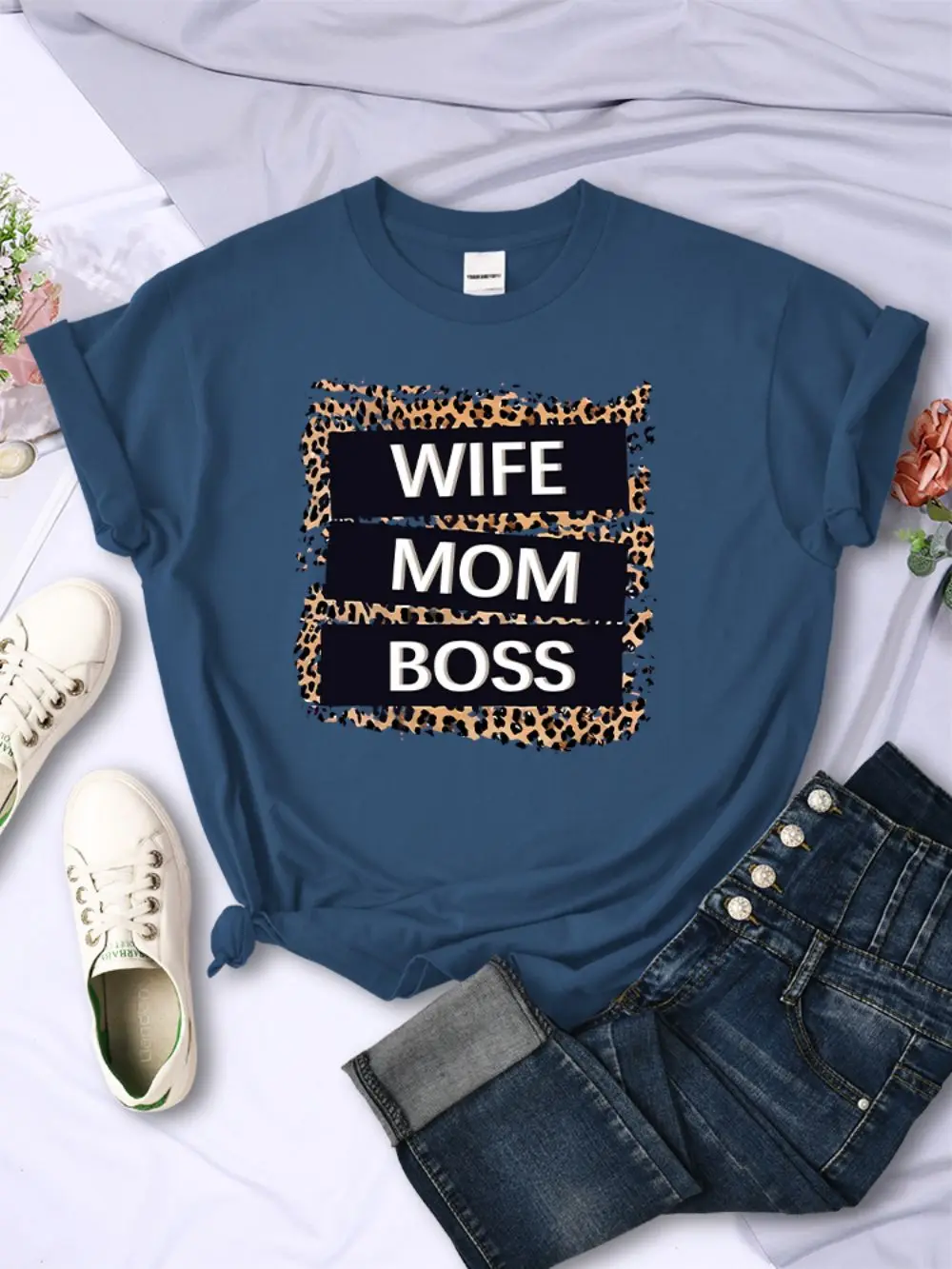 Straße Frau T-Shirts Frau Mama Boss Brief Leopard Drucke T-shirts Weiche Atmungsaktive Oansatz Kurzarm Sommer Casual Weibliche Kleidung – Detail 4
