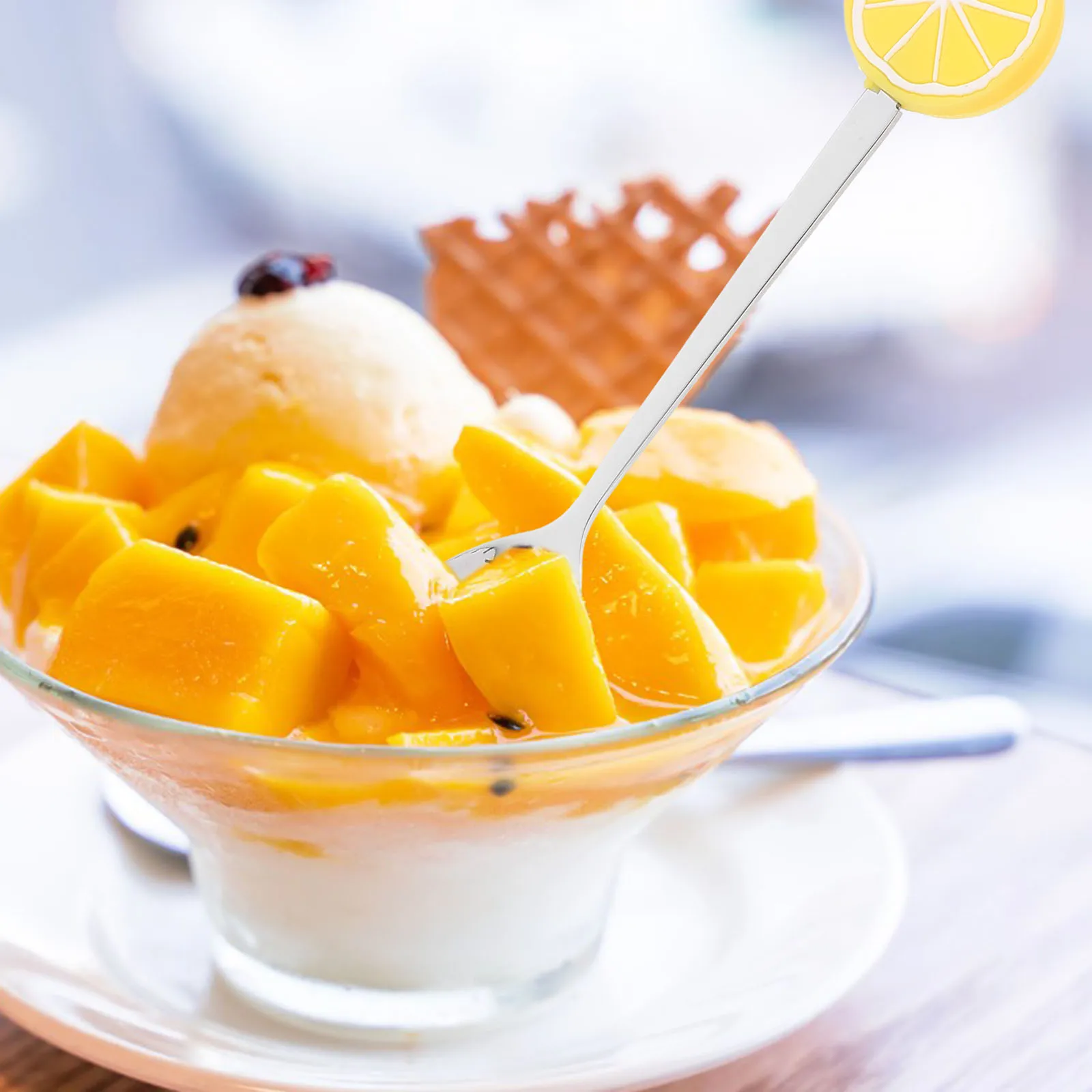 

5pcs Stainless Steel Fruit Dessert Spoons Cute Cartoon Cake Salad Scoop Lightweight Portable Kitchen Home Party Supplies