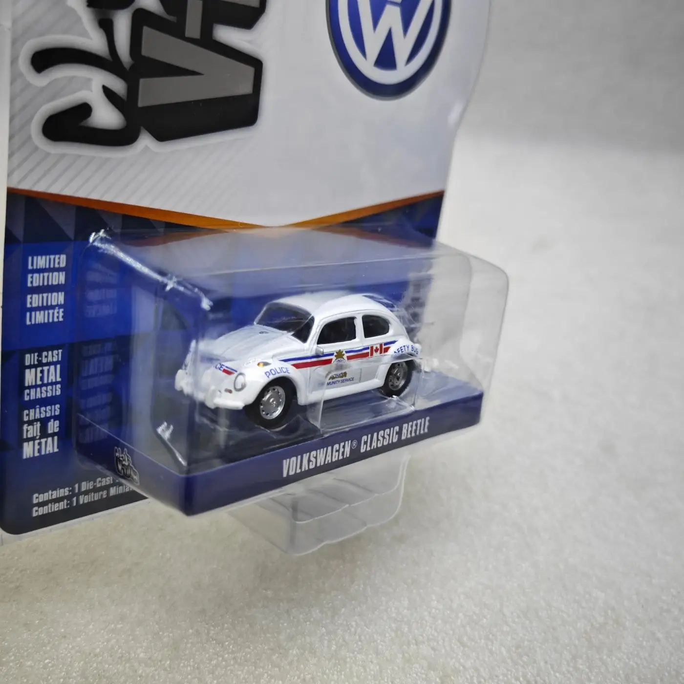 

Green Light 1:64 V-Dub 21 - Classic Volkswagen Beetle - London, Canada Police Service Safety Car Diecast Alloy Model Collectible