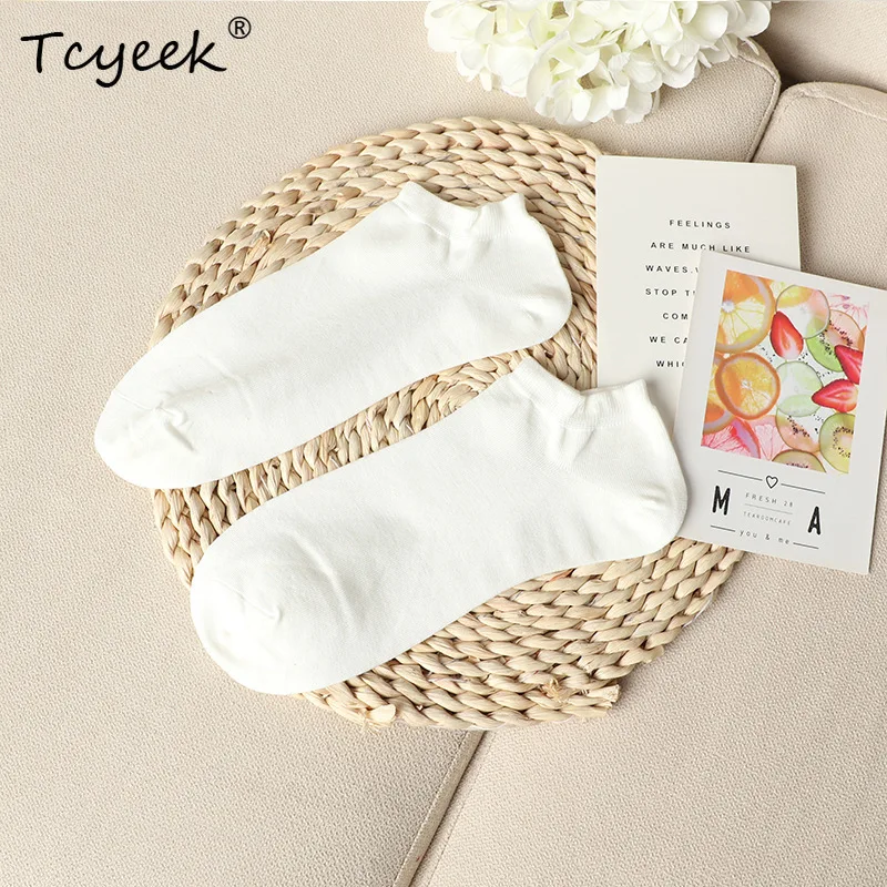 

Tcyeek 3PCS 80% Silk Breathable Boat Socks For Men Thin Simple Solid Anti Odor Short Shallow Mouth Socks 2024 Summer P41489QC