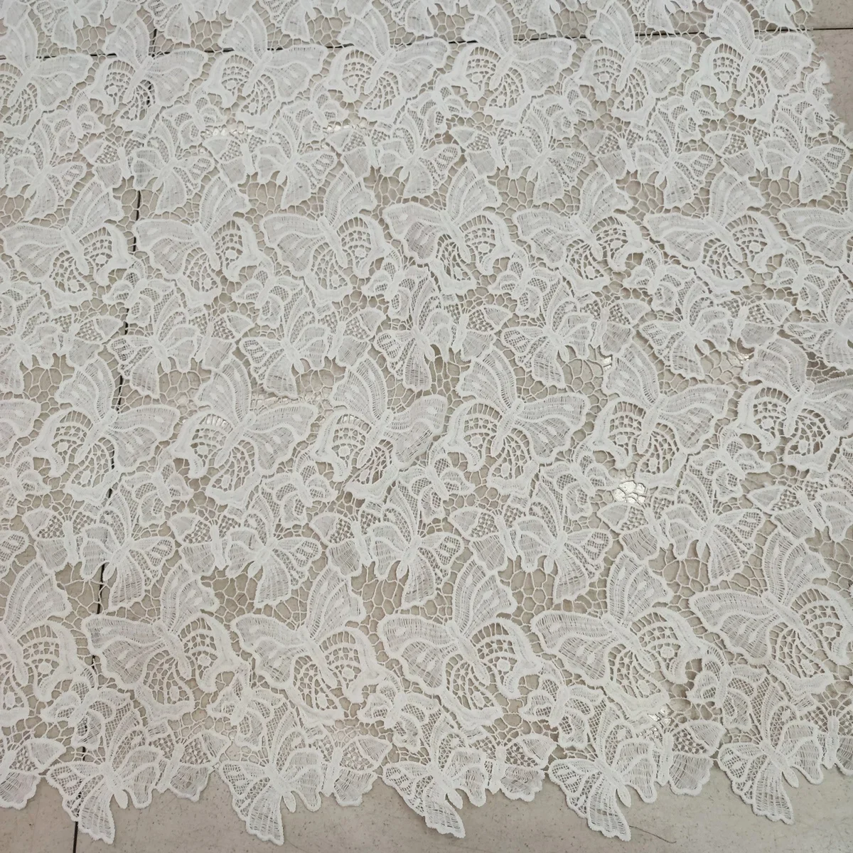 2024 Latest White Butterfly African Cord Lace Fabric French Guipure Water Soluble Lace Fabric For Nigerian Party Dress PJFT2333