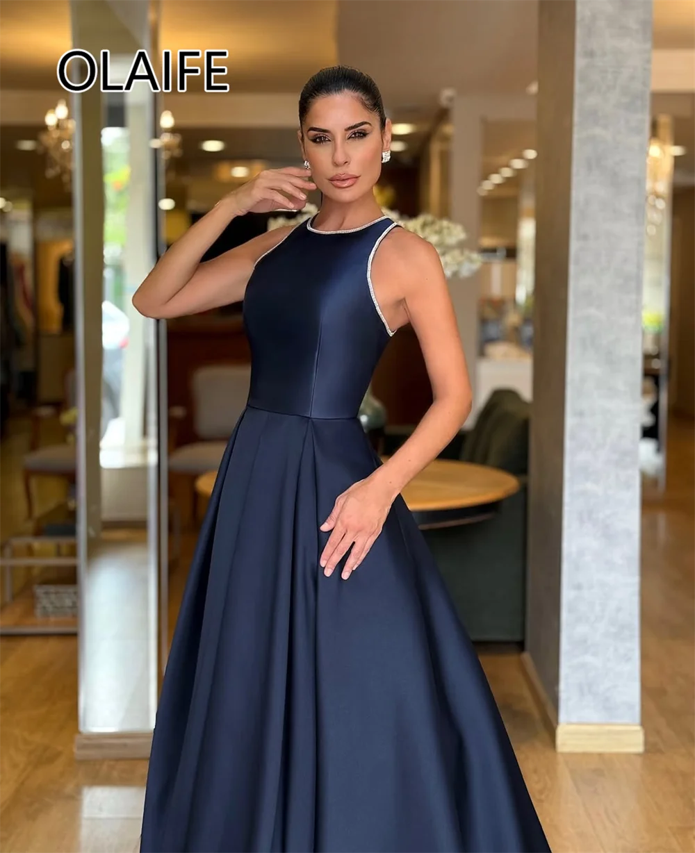 Customized Fashionable Satin Scoop Evening Dress Backless A Line Prom Dress with V Neck Beaded Court Train Special Occasions