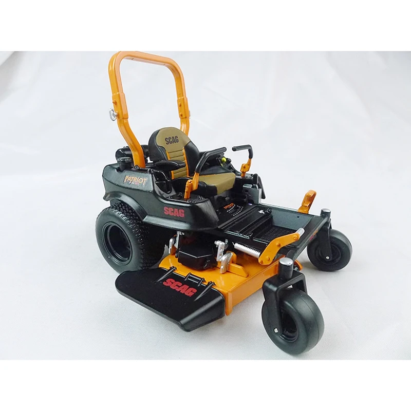 Primer engranaje Diecast escala 1:25 cortacésped Tractor aleación ingeniería modelo colección adornos de recuerdo regalo para niño exhibición estática