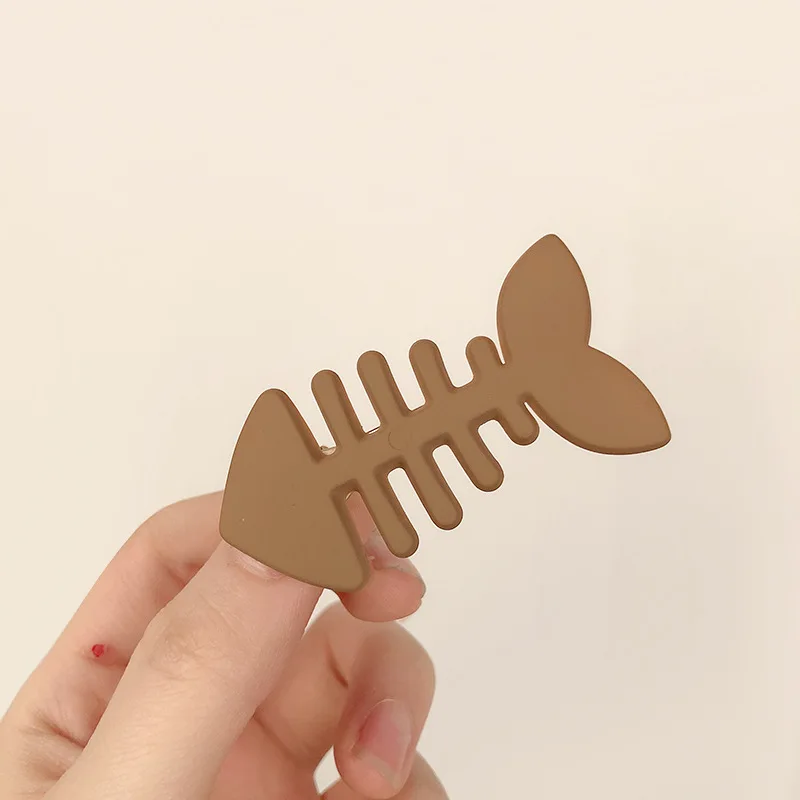 

Simple Matte Fishbone Hairpin Girl Cute Bangs Barrettes Sweet Side Hairgrips Temperament Duckbill Clip Hair Accessories Gifts