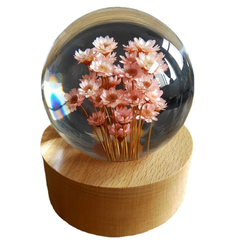 LH New Year atmosphere daisy specimen resin crystal ball crafts