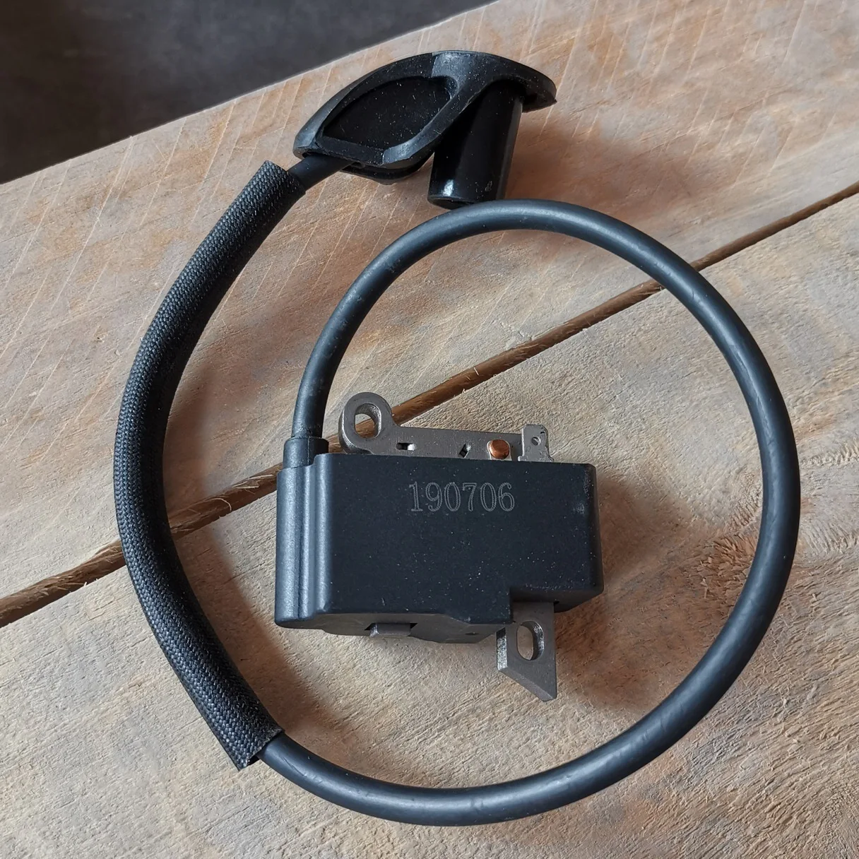 

FS120 Ignitioin Coil FS200 FS250 NEW Version after 2016