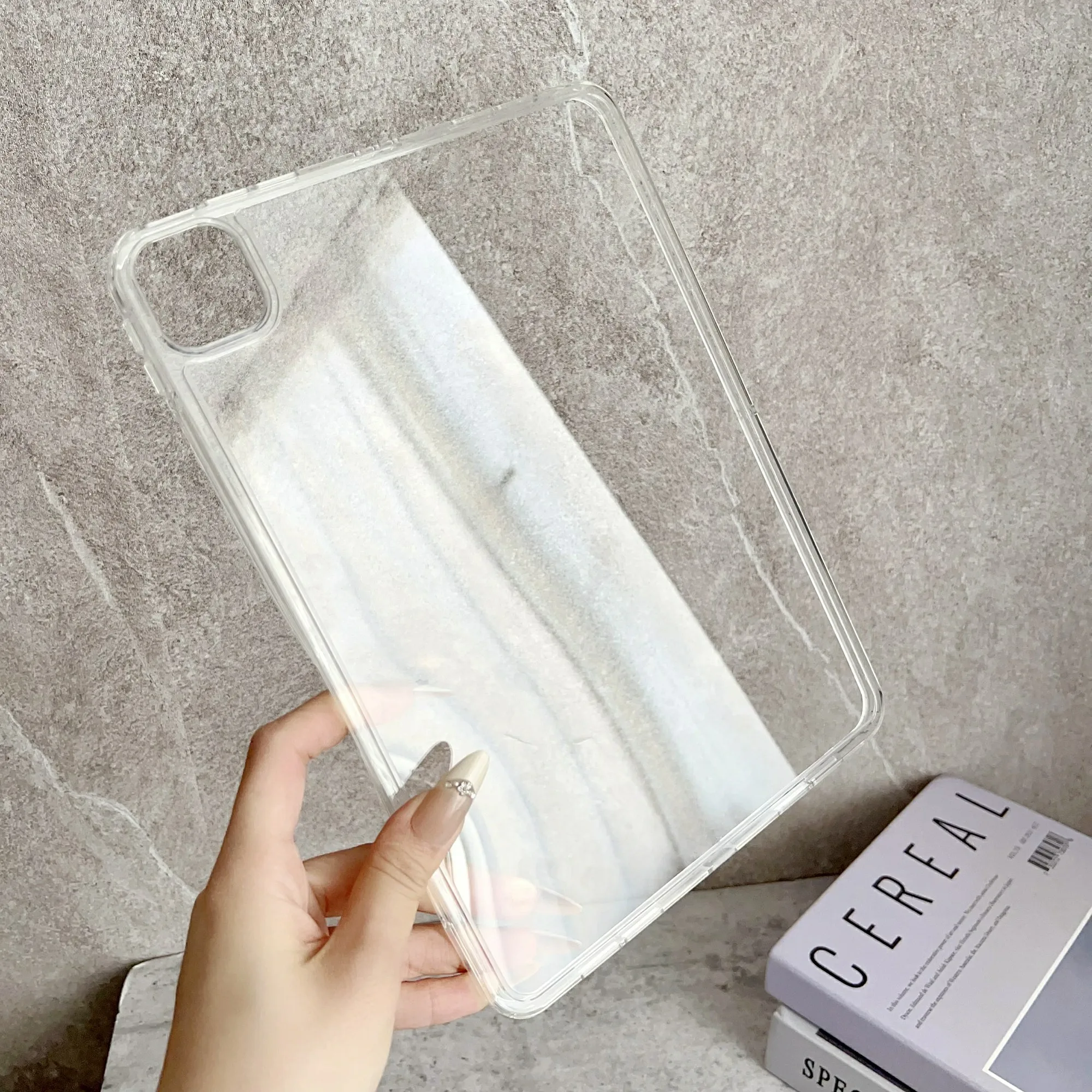 Clear Acrylic Case for iPad Pro 11 (2022) / (2021) / (2020) / (2018) Shockproof Slim Tablet Cover
