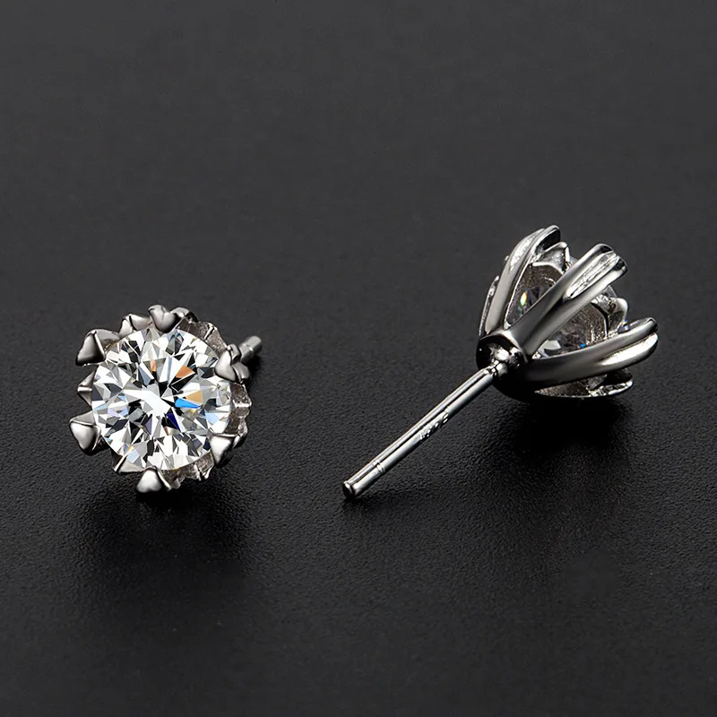 S925 Silver Needle Electroplated White Gold Heart-Shaped Simulated Diamond Stud Earrings for Women