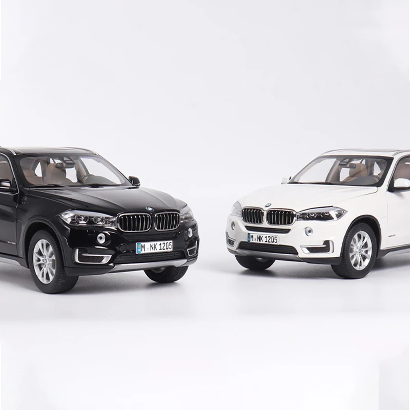 

Paragon 1:18 Scale BMW X5 F15 3 Generation SUV Simulation Alloy Car Model Display Collectible Toy Gift Decoration Souvenir