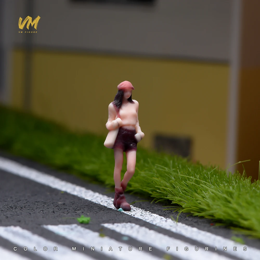 VM 1/64 Urban Street Snap Girl Series Sweater Fashion Girl 3D Color Printed Miniature Figure Diorama Model Ornament
