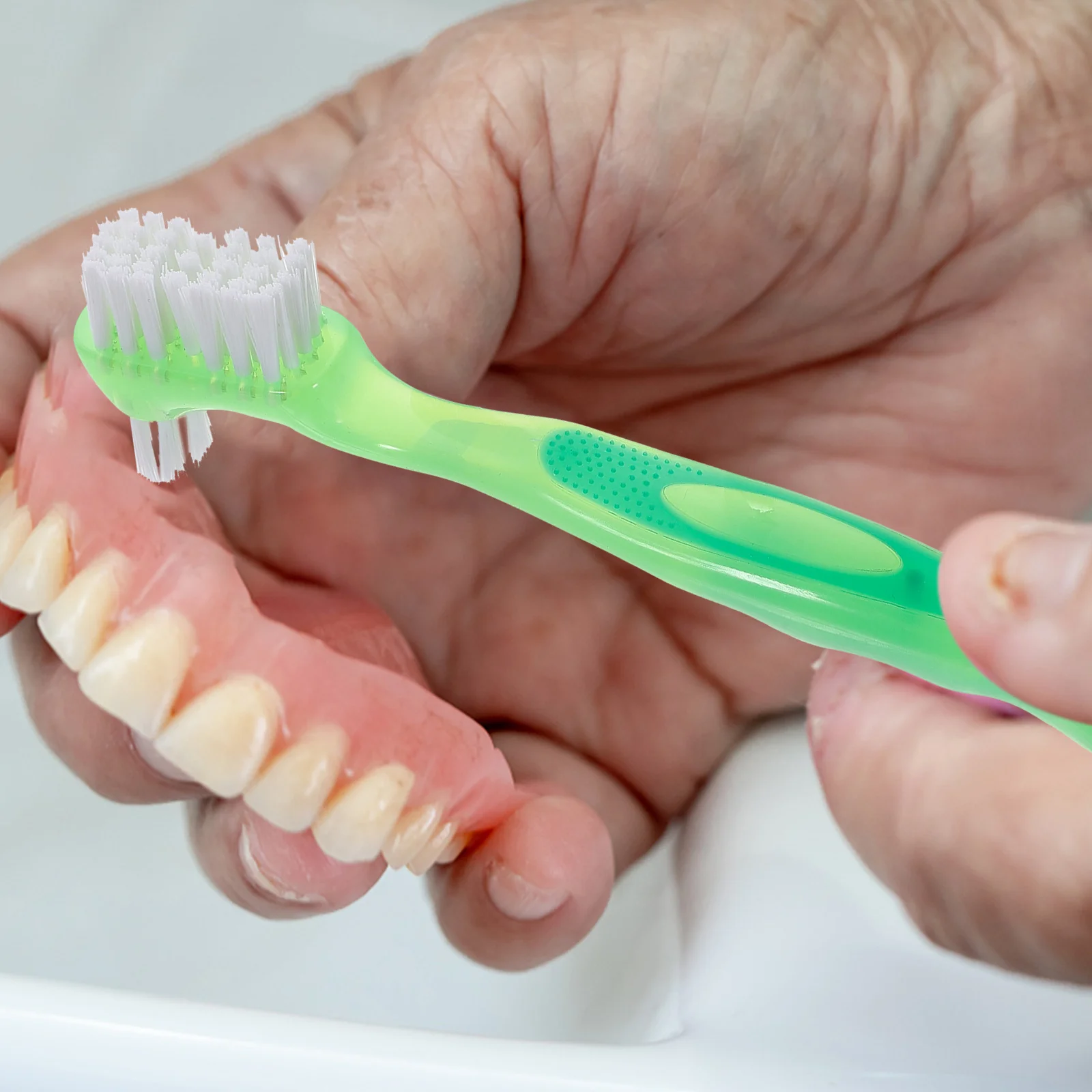 

4pcs Double-Side Denture Brush Portable Oral Cleaning Tool Mini Braces Brush For Personal Care Durable Affordable Travel