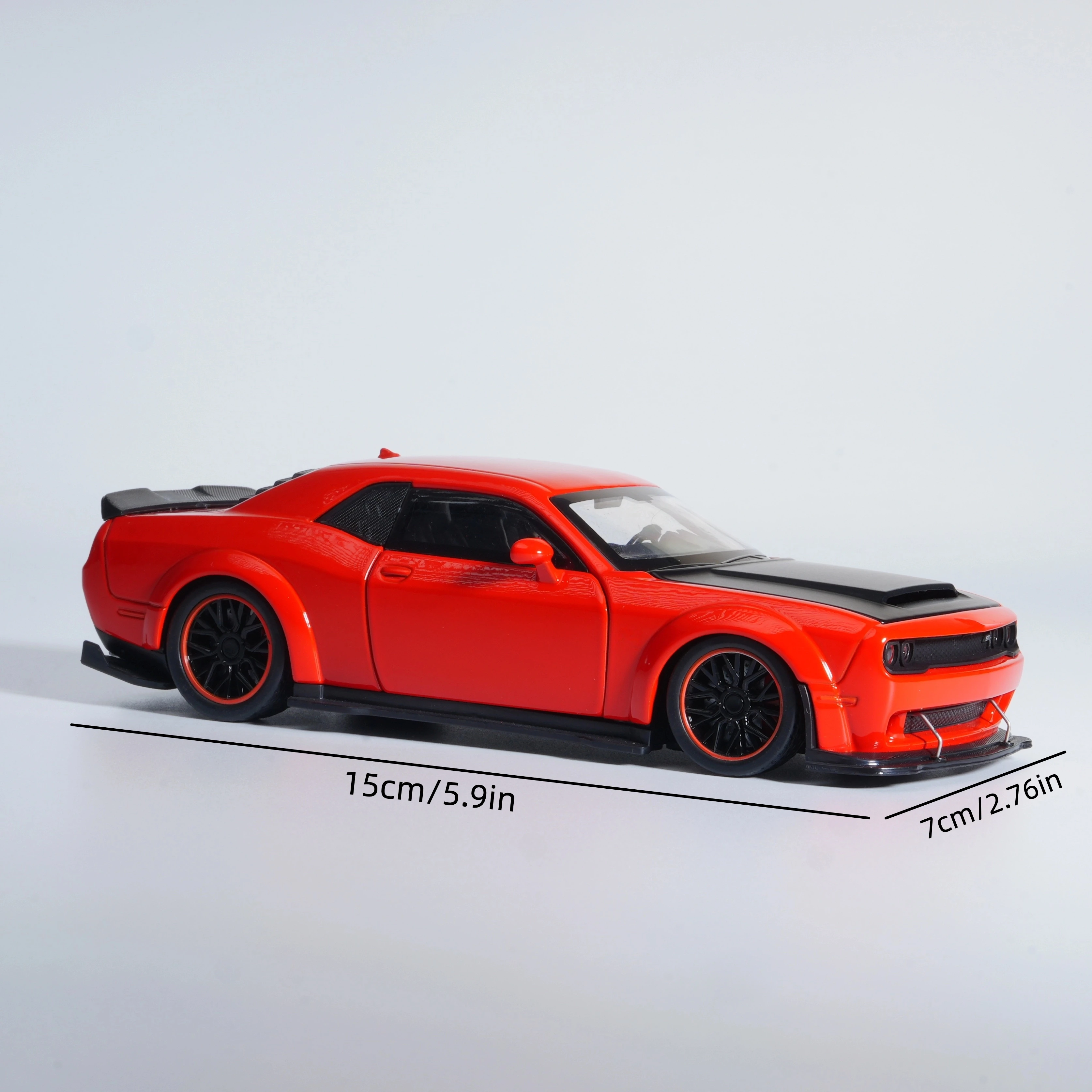 1:32 scale orange pre-built die-cast car model, alloy material, multi-functional car model,suitable for collectors and as a gift