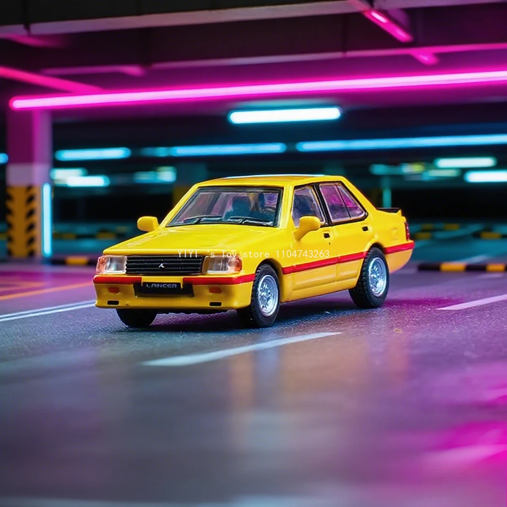 

JKM 1/64 Mitsubishi Lancer EX2000 Mini Alloy Sedan Model, High-end Desktop Decoration, High-end Collectibles and Gifts 5-30LM10
