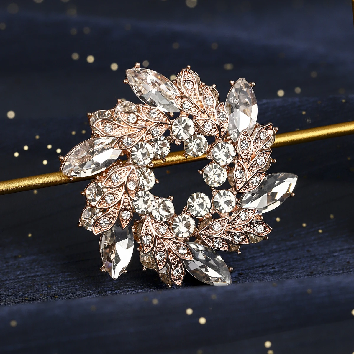 Kristall Diamante Metall Blume Brosche Anzug Rock Pin Dekoration Schmuck Zubehör Geburtstags geschenke für Freunde Urlaub Schmuck – Detail 6