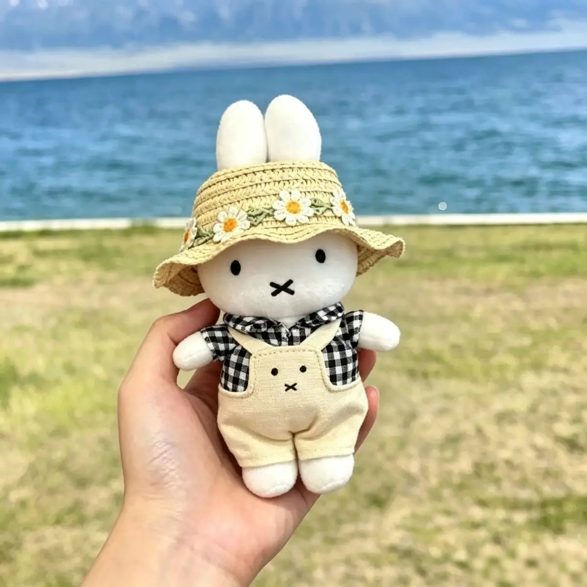 Anime Miffy Pendant 13cm Cute Cute Plush Doll Keychain Hanging Ornaments Girls Birthday Gift Lovely Kawaii Sweet Creativity New