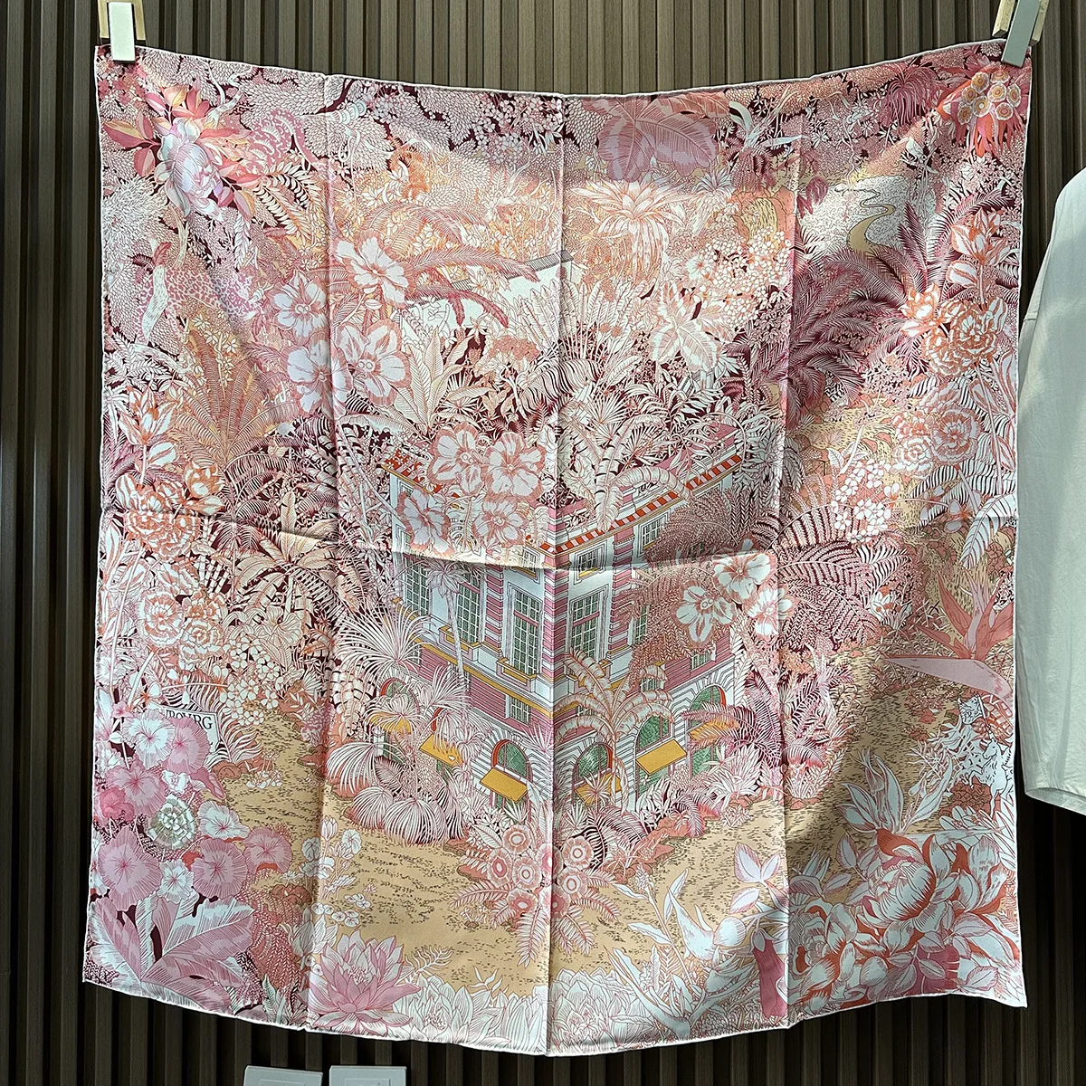 

Silk Scarf 90CM Luxury Brand Bandanas Square Hand Rolling Edges Shawls Head Bag Accessories Lover Mother Gift