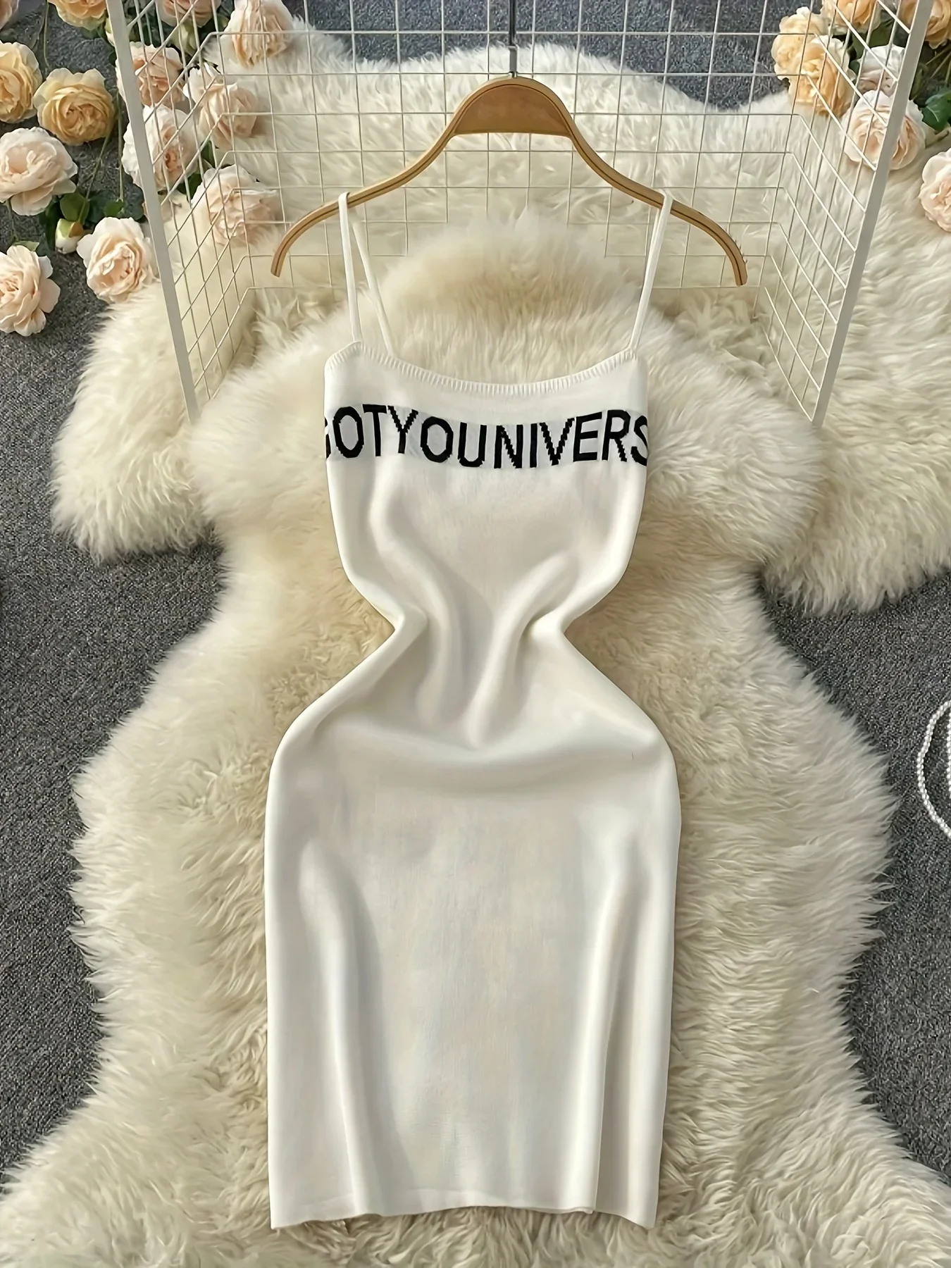 2026 Abito estivo verde con stampa di lettere Abito casual senza maniche aderente con spaghetti Abbigliamento donna Abiti prendisole corto