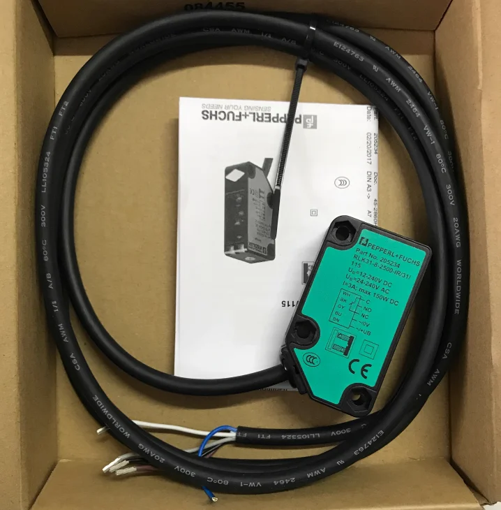 

New RLK31-8-2500-IR/31/115 Diffuse reflection type photoelectric sensor order number 205234