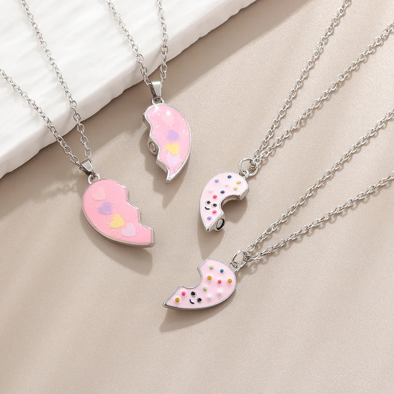 New children's necklace Cartoon Sweet alloy drop oil Magnet Good Friend necklace bestselling everything casual