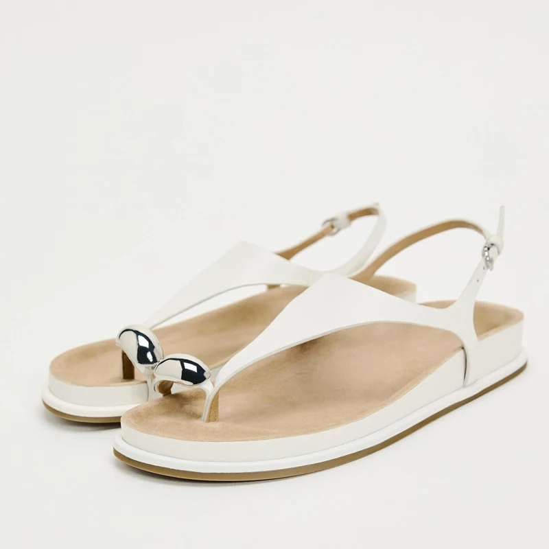 

Casual Metal Decorated Leather Flat Bottom Sandals Women's Summer New Style Thong Slippers Thick Heel Casual Fashion Footwear
