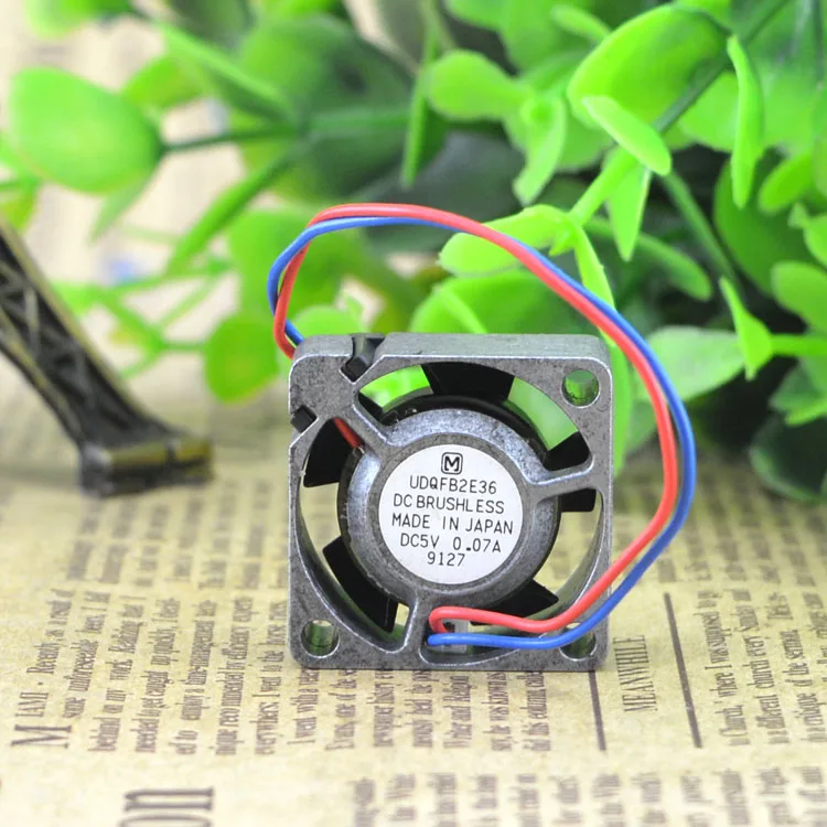 JAPÃO 2.5 CENTÍMETROS VENTILADOR DO COMPUTADOR 2510 V 0.07A UDQFB2E36 5 BOLA
