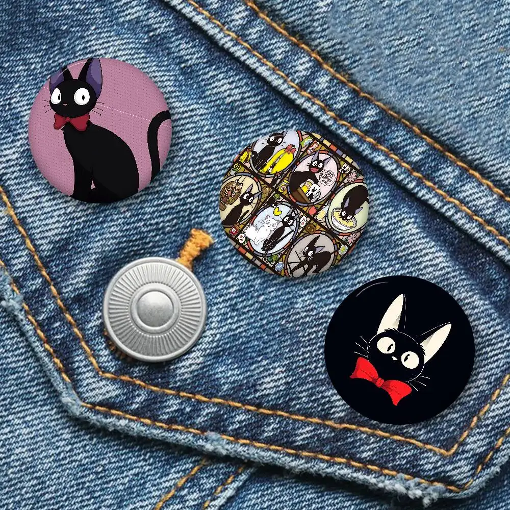KiKi Jiji Cat Round Button Pins Slogan Creative Brooches Backpack Clothes Decoration Fashion Cartoon Jewelry Gifts