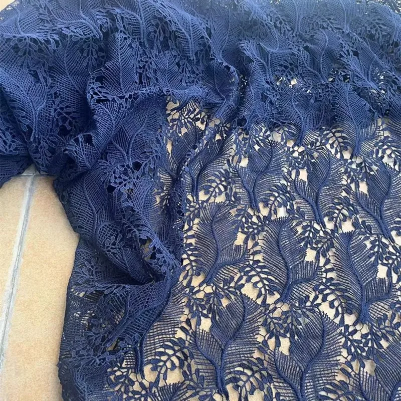 

1yard Dress and wedding cheongsam fabric for patchwork water-soluble lace leaves with three-dimensional hollow out tissu fabric