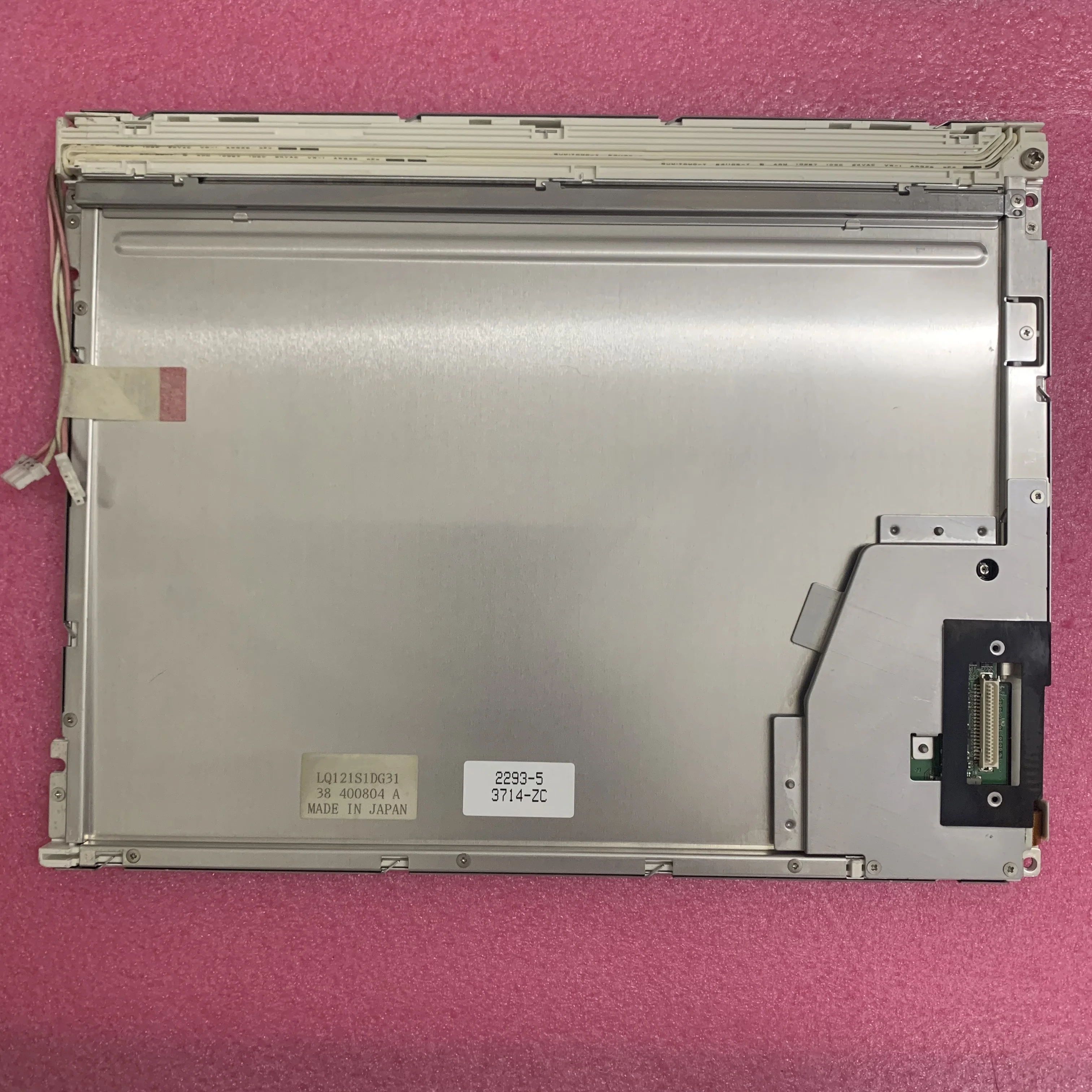 

LCD panel LQ121S1DG31, suitable for display 12.1-inch TFT, 800*600