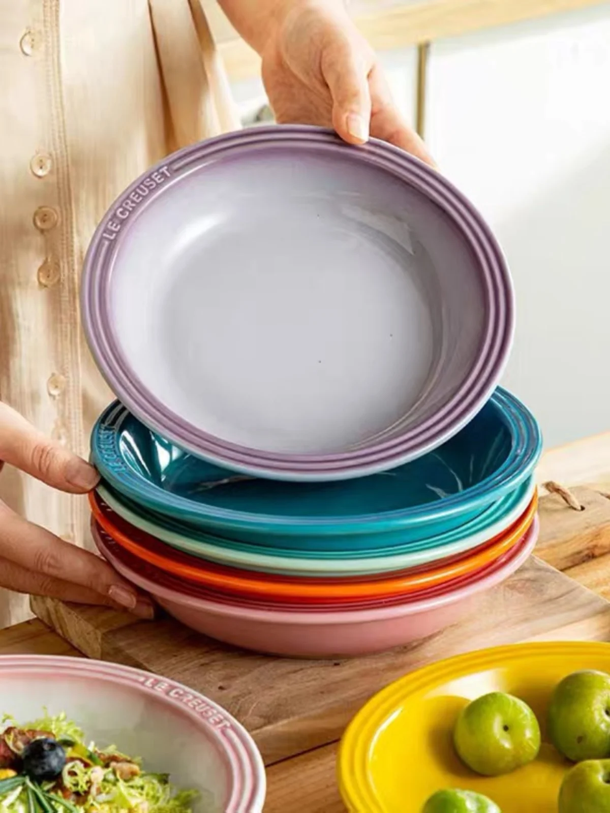 

Глубокая круглая тарелка для риса Le Creuset Cool Color из фарфора, с подглазурной глазурью, цвет Adient, французский стиль, диаметр 20 см