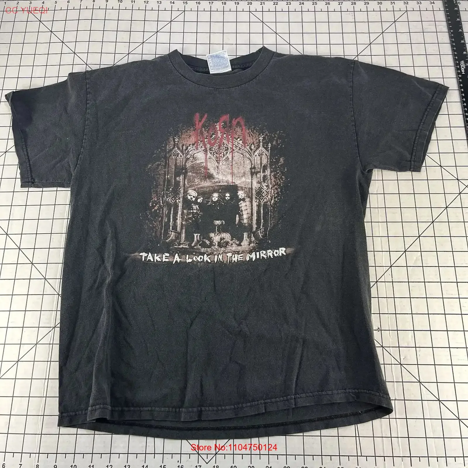 Camiseta Vintage de la Banda Korn, Álbum Take A Look In The Mirror, Año 2003, Talla L para Hombre, Estilo Y2K, Lavada, Cómoda y Elegante