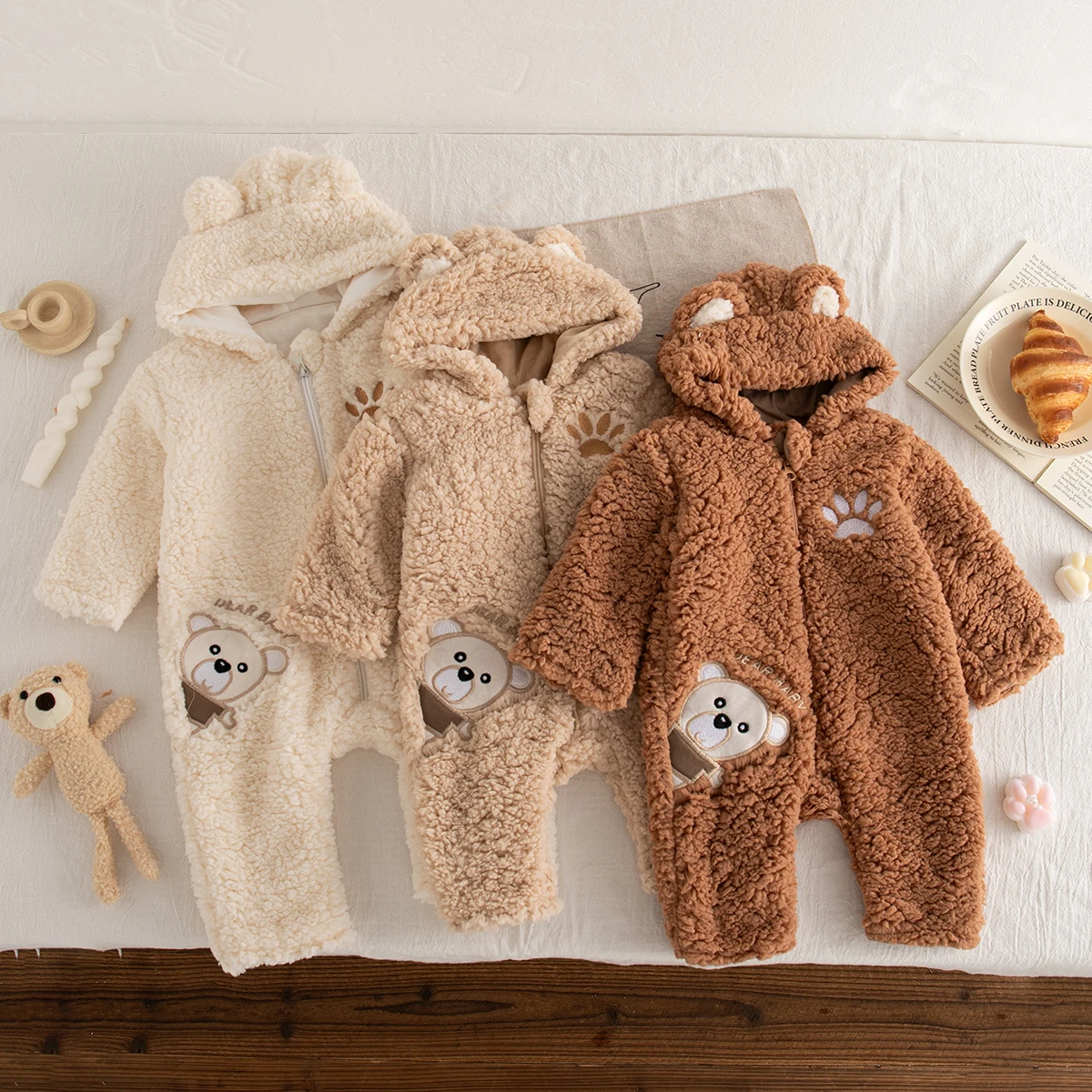 

Baby Girl Outerwear Winter Bear Pattern Solid Color Plush Warm Girls Bodysuit Hooded Cute Casual Baby Winter Clothing
