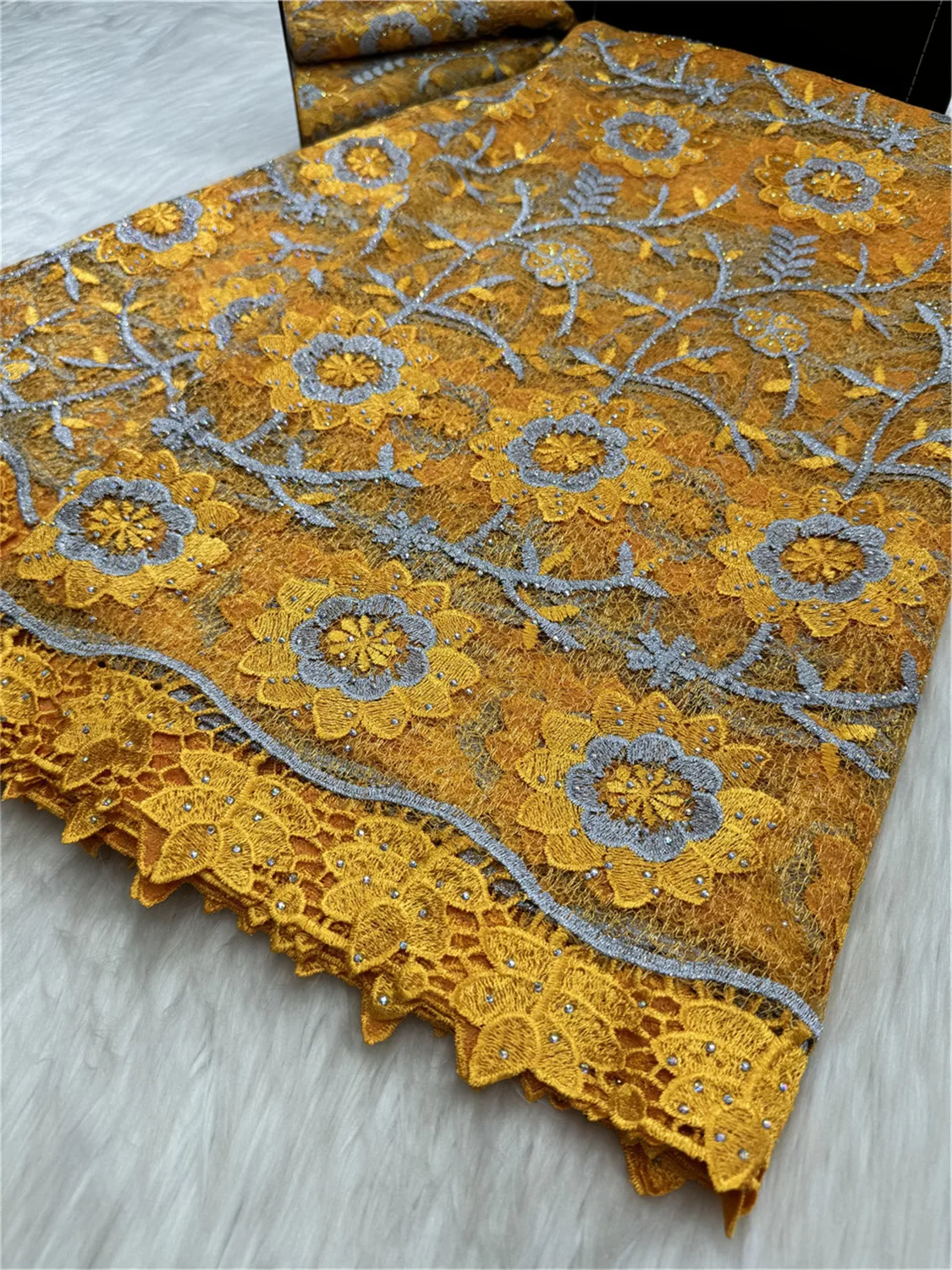 Latest African Cord Guipure Lace Fabric High Quality Nigerian Water Soluble Lace Fabric With Stones For Sewing Material 23A21
