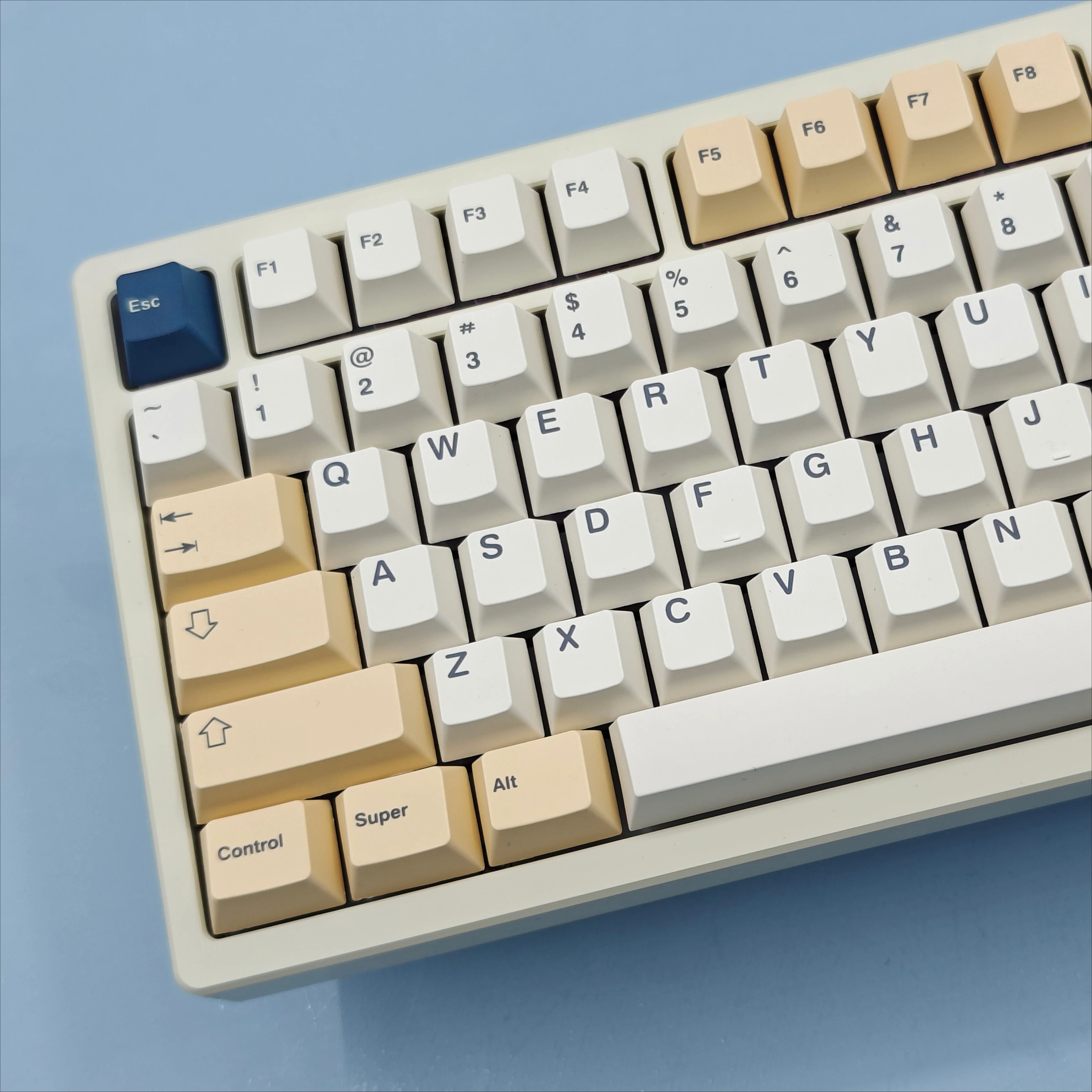 Soy milk full set of original height white keycap pbt98/104/108/87/84/61/68 key personality