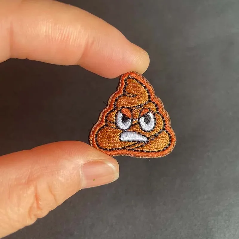 1PCS,5PCS/2.5CM Mini Funny Patches Poop Expression Badges Embroidered Applique hook Loop Patches Clothes Stickers For Backpack