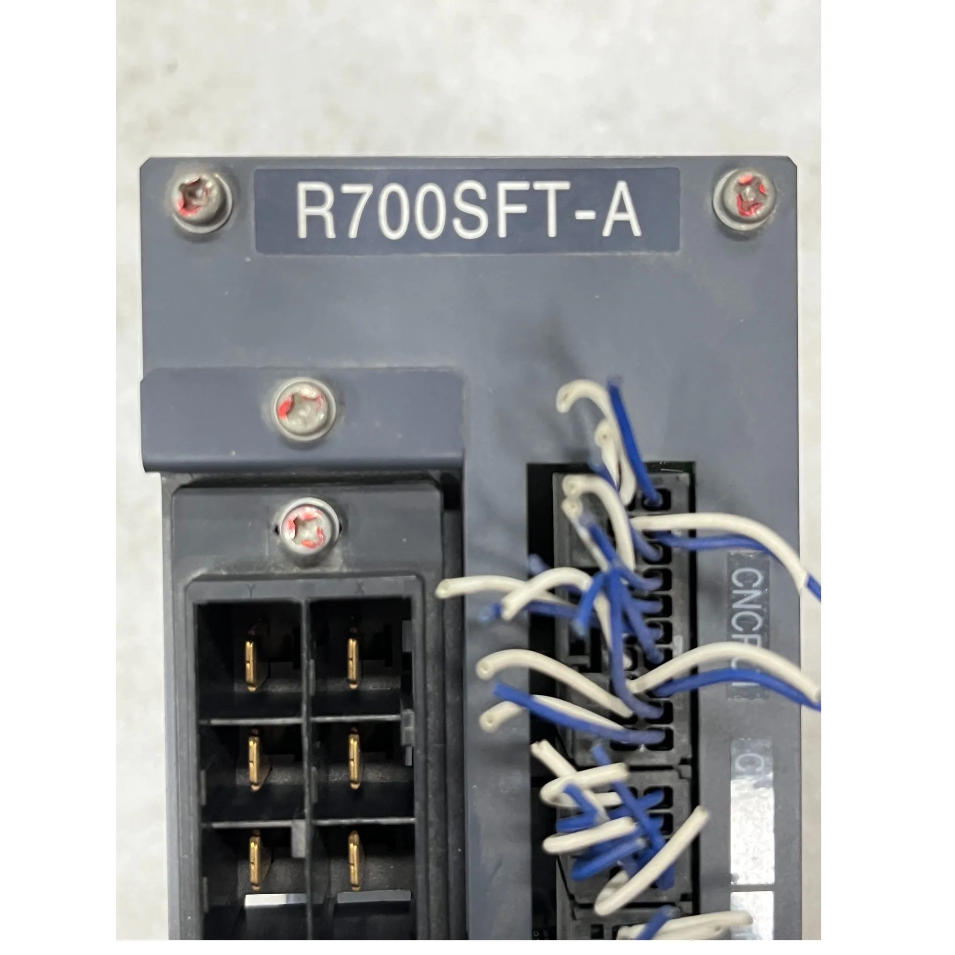 Serwonapęd R700SFT-A z gwarancją